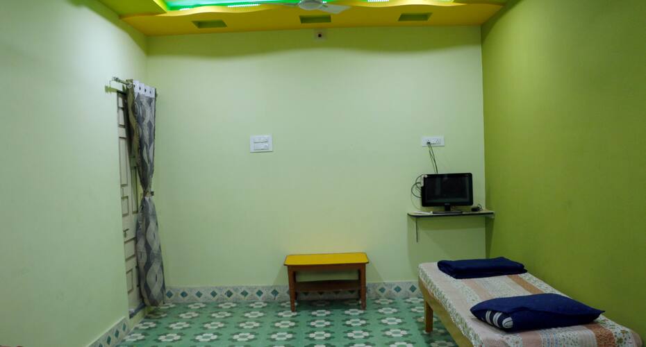 Hotel Rajman & Guest House, Rajpipla 4